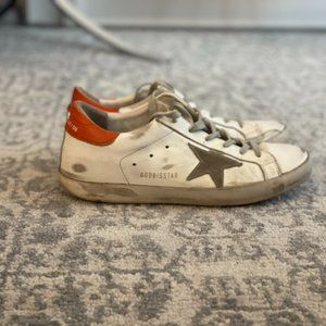 Golden Goose Superstar size 39